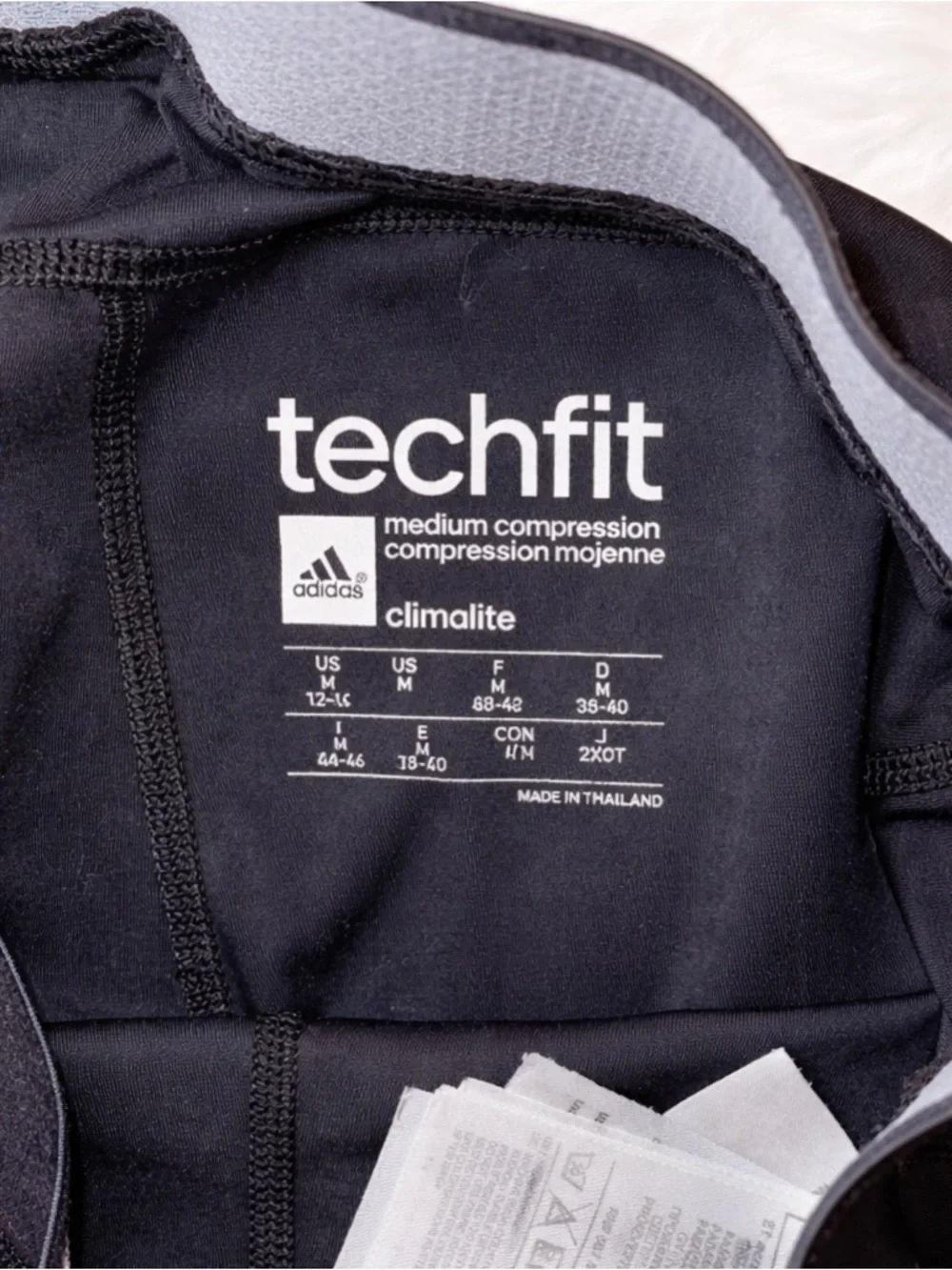 Adidas Techfit Black Cropped Leggings Medium Compression Climalite Size M - Picture 3 of 4